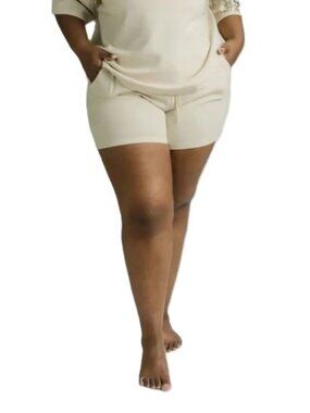 Zyia NEW Women's Plus Size XXXL 3X 3XL Cream Flourish Shorts Knit Pockets